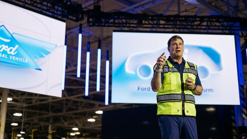 Jim Farley, CEO de Ford, sobre los coches chinos: “China nos podría dejar a todos sin negocio, tiene capacidad para abastecer a todo el mercado norteamericano”