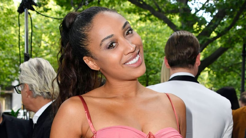 „Ersin ist nicht der Vater“ - „Sommerhaus“-Star Sarah Joelle ist schwanger