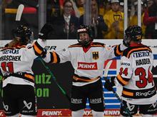 Im April in Bayern: Parallele Eishockey-Länderspiele von Männern und Frauen