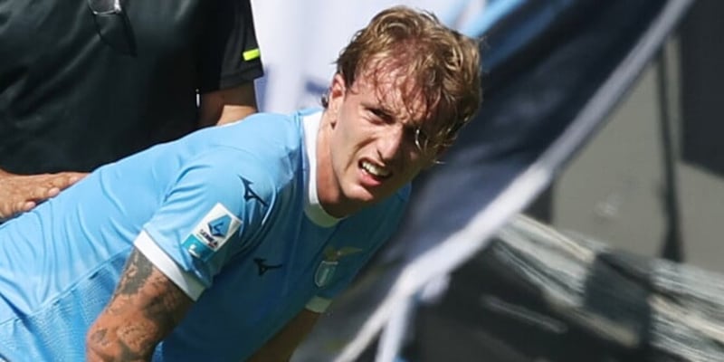 <p>Rovella si opera: cosa &egrave; successo all'ex Juve e quando torner&agrave; a disposizione di Sarri</p>