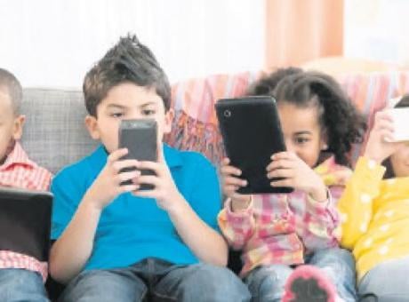 META’dan Avustralyalı gençlere uyarı mesajı: Sosyal medyalarınızı silin