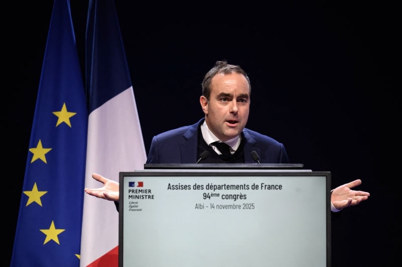« 54 départements » en « quasi-faillite » : face aux collectivités asphyxiées, Lecornu drague à droite avec l’annonce d’une « allocation sociale unique » pour décembre