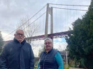 À la retraite, ces Normands achètent une maison au pied de ce pont mythique, après y avoir travaillé toute leur vie