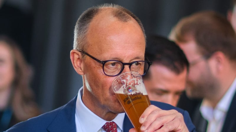 Der Kanzler beim „Deutschlandtag“ - CDU-Jugend verhängt Bier-Verbot bis Merz geht!