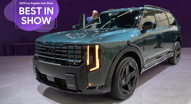 Los Angeles Auto Show 2025, al via la kermesse californiana dei motori: Jeep Recon e Genesis GV60 le punte di diamante