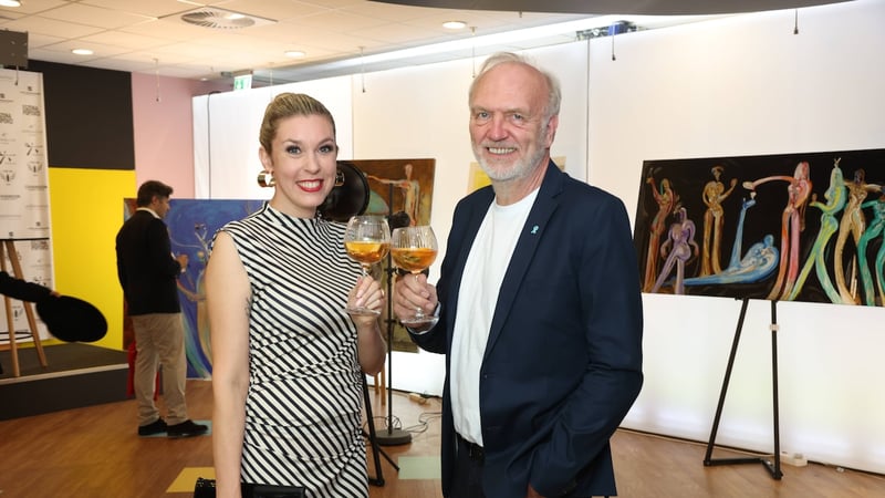 "Eben kein gewöhnliches Paar": "Sommerhaus"-Stars planen Hochzeit auf dem Schrottplatz