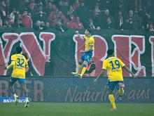 2. Fußball-Bundesliga: Braunschweiger Kraftakt belohnt: 2:0 gegen Kaiserslautern