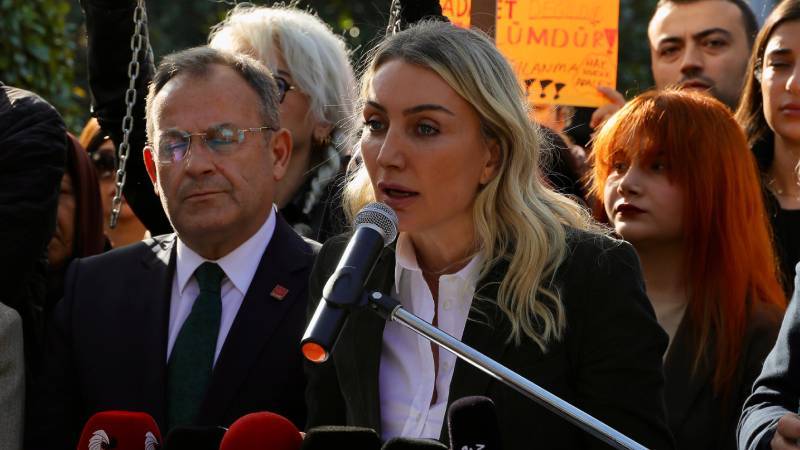 Dilek İmamoğlu'ndan “İnsan arada yalan söyleyebilir” diyen Cem Küçük'e tepki: Bedelini, özgürlüğü elinden alınmış yüzlerce insan ödüyor!