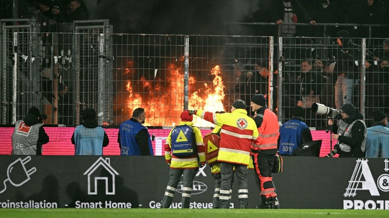 Fußball-Bundesliga: Brand im Frankfurter Fanblock nach Auswärtssieg in Köln