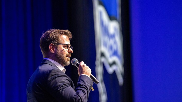 Fast sieben Stunden: So lief Herthas Mitgliederversammlung