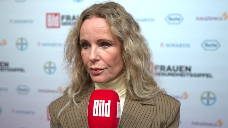 Katja Burkard beim BILD-Frauengesundheitsgipfel - So habe ich ein dickes Fell bekommen