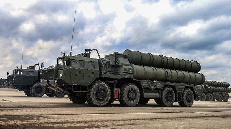 S-400 hava savunma sistemleri için heyecan dorukta! Rusya'dan 300 tane füze istendi