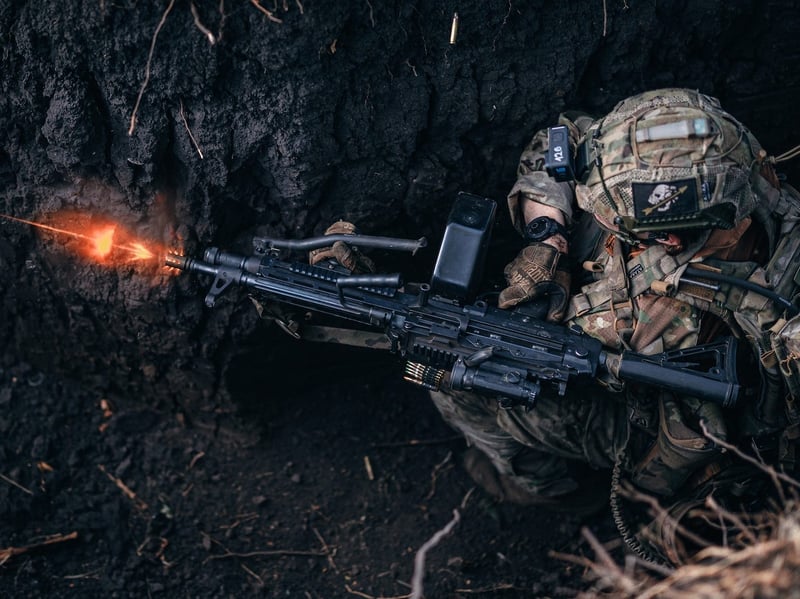 Ex-military trainer reveals the hardest lesson to teach Ukrainian soldiers: when to stop shooting and save bullets