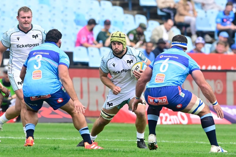 Harri Deaves handed Wales debut as All Blacks ring changes for Cardiff clash