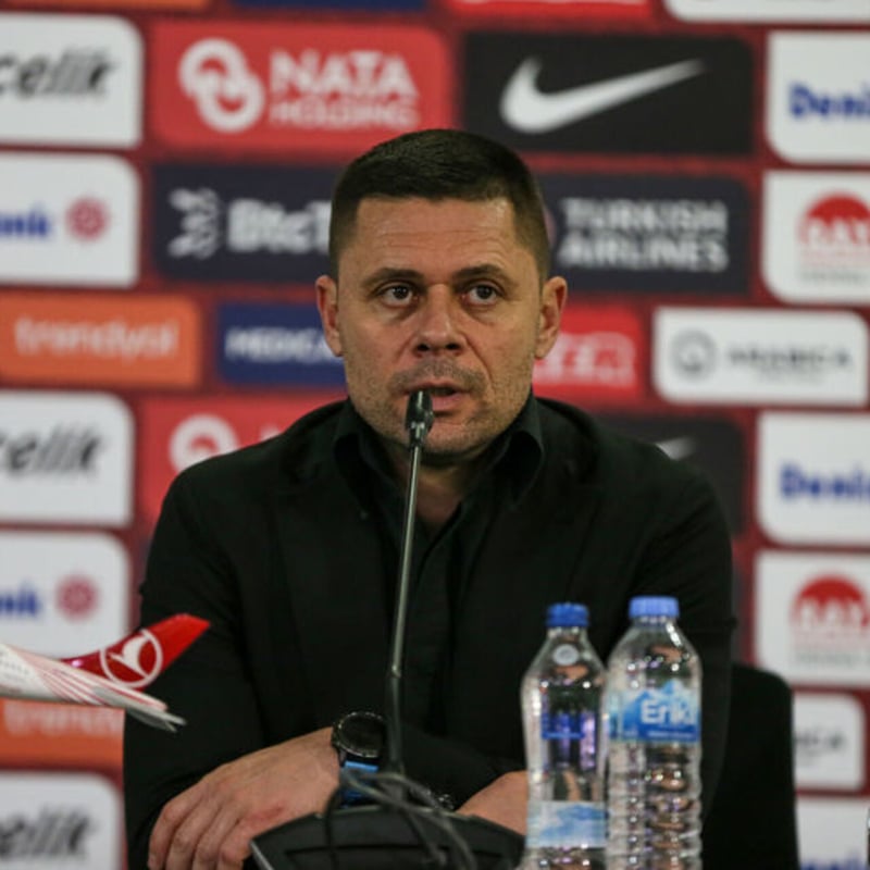 "Türkiye gibi bir takımla karşılaşmak şereftir"