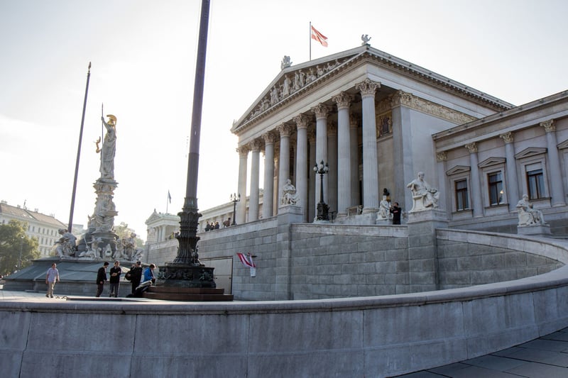 Autriche : le Parlement adopte l’interdiction du voile à l’école pour les moins de 14 ans